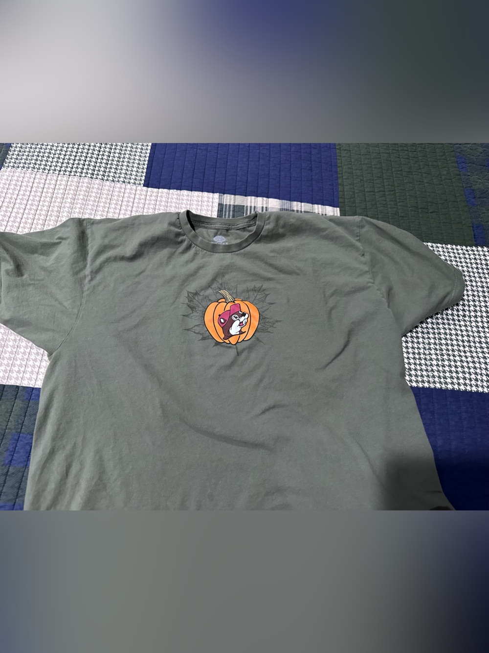 BUC-EE’S Fall Shirt